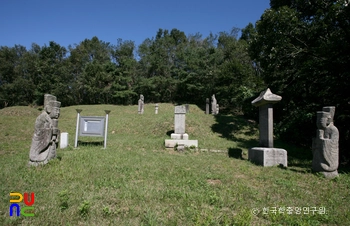 김상헌 선생 묘