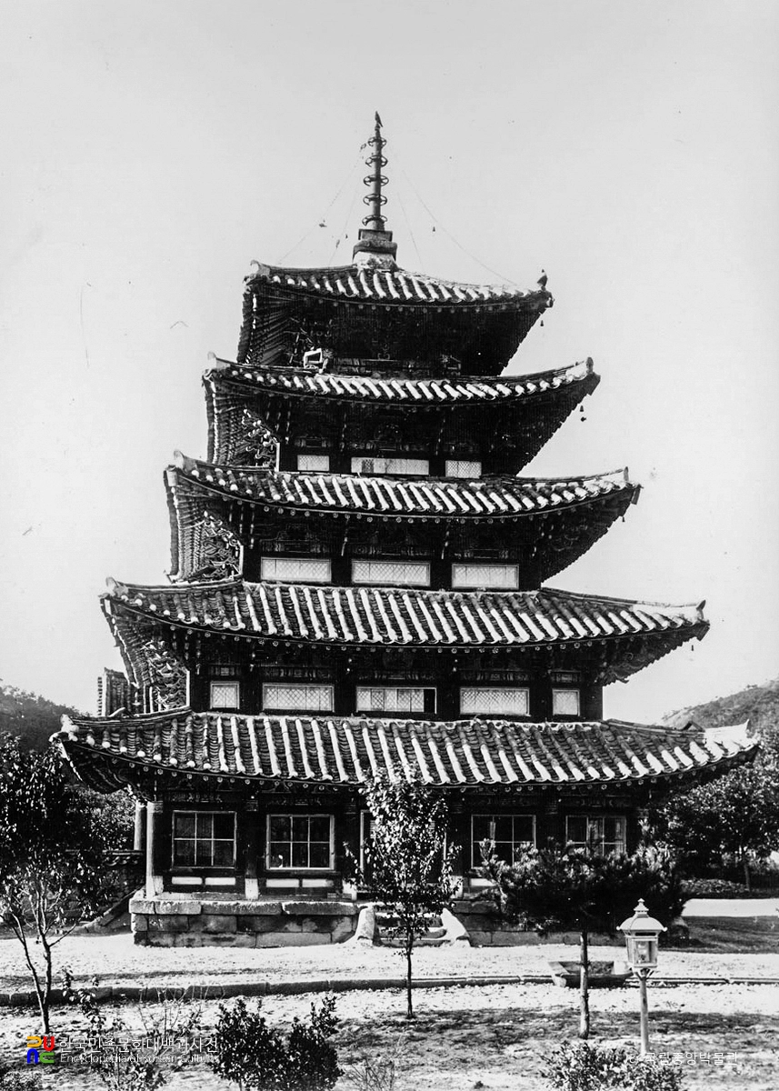 보은 법주사 팔상전 후면