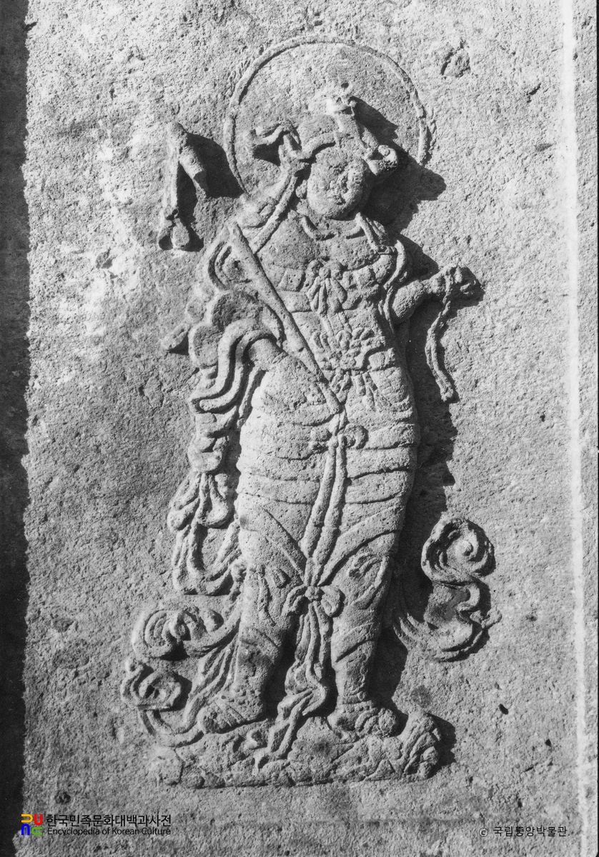 장흥 보림사 보조선사탑 탑신석