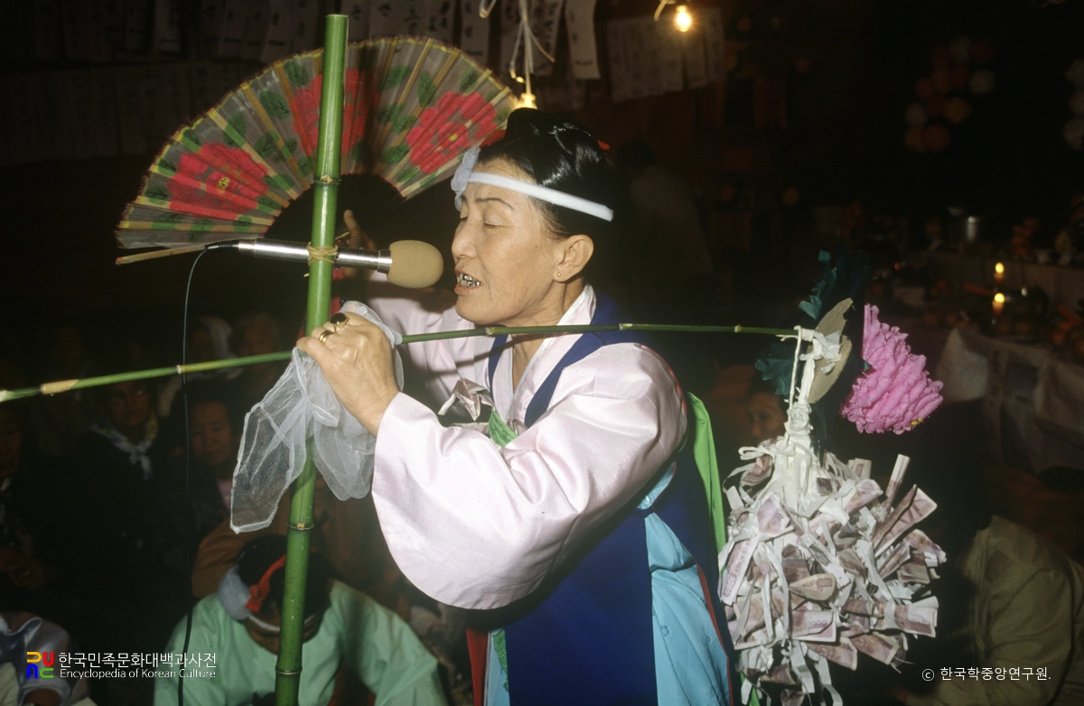 강릉단오제 / 심청굿