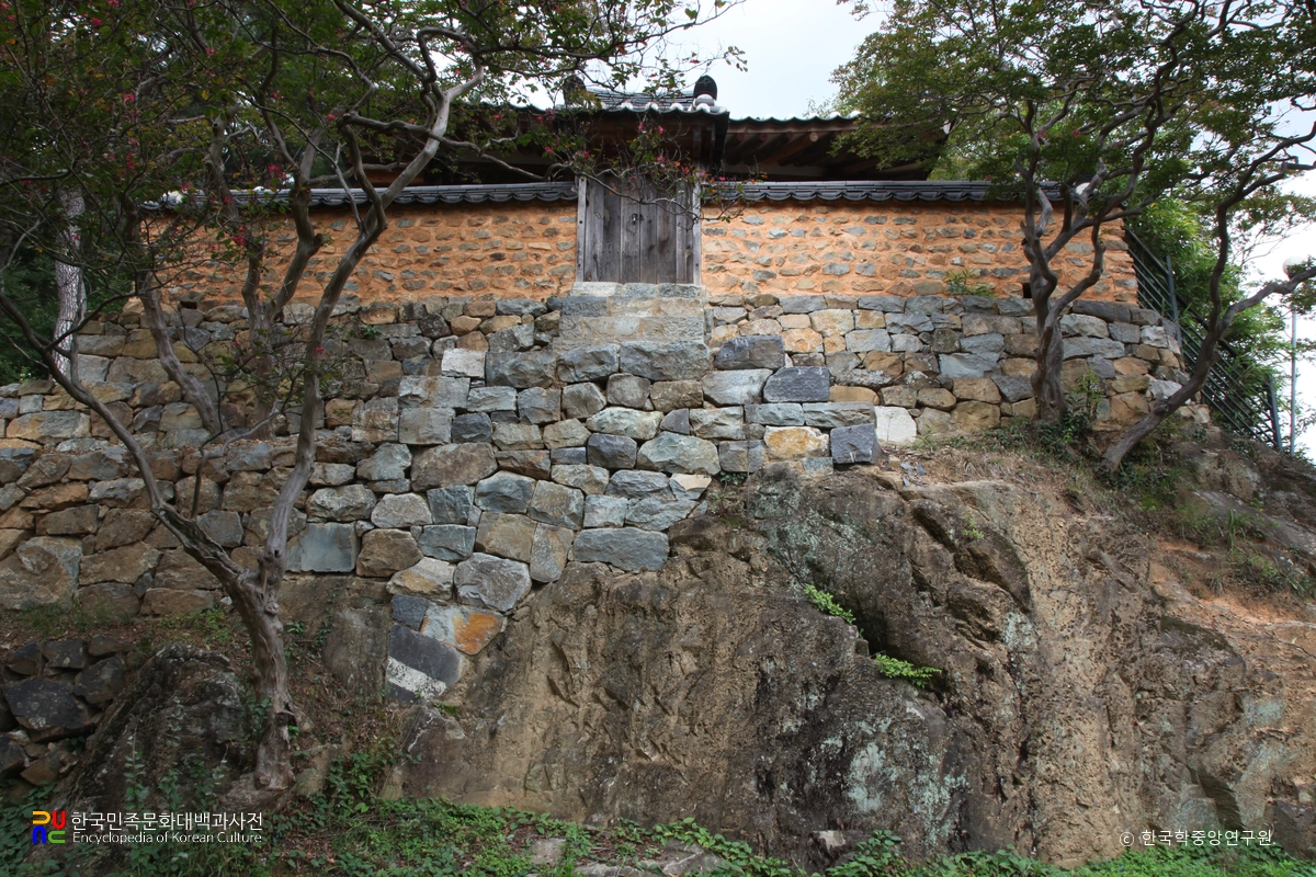 밀양 월연대 일원 중 월연정 입구 정면