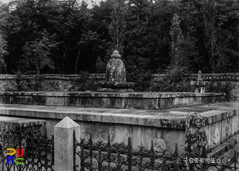 양산 통도사 금강계단 정측면