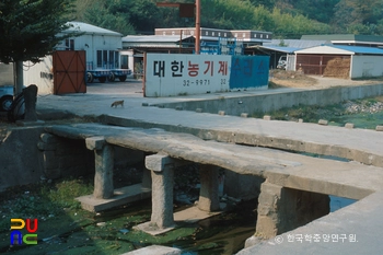 옥천 청석교 전경