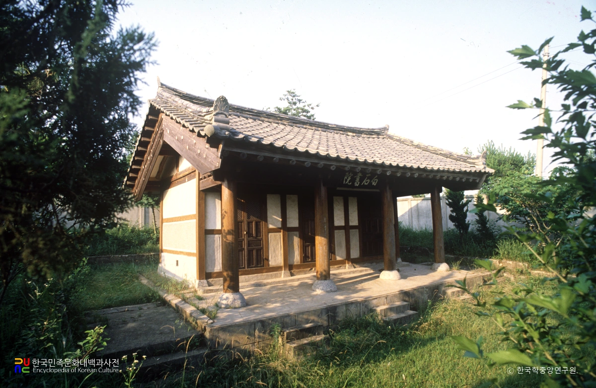 김제 백석서원 사당 정측면