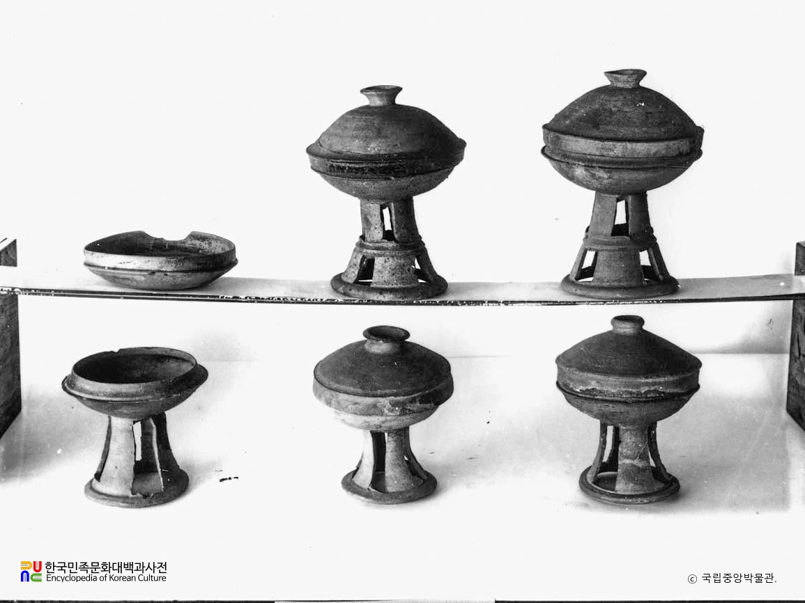 경북 달성 내당동 제37호분 제1석곽 고배 개배