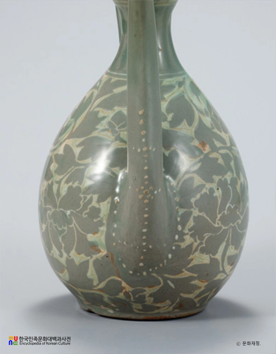 청자 상감모란문 표주박모양 주전자