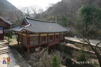 의성 고운사 가운루 정측면