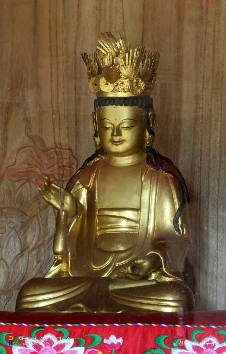 함양 상연대 목조 관음보살 좌상