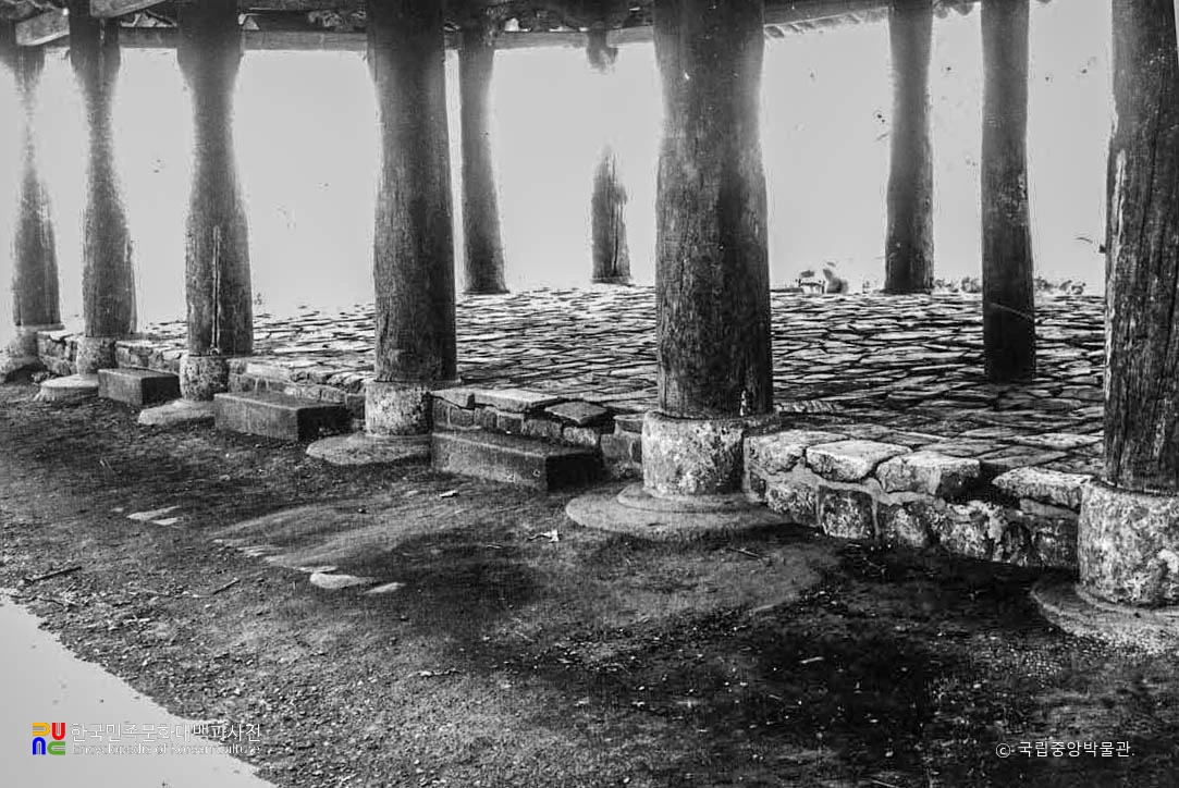 평남 평양 부벽루 고구려 초석