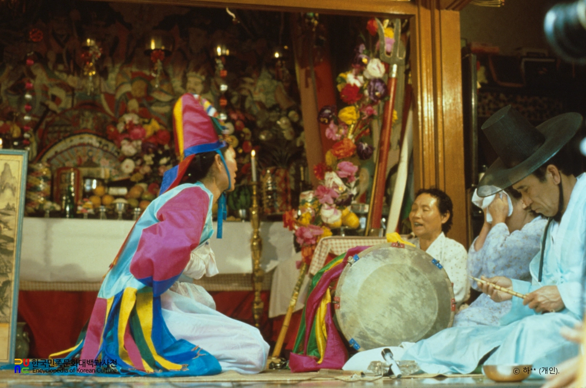 철물이굿 / 성수굿