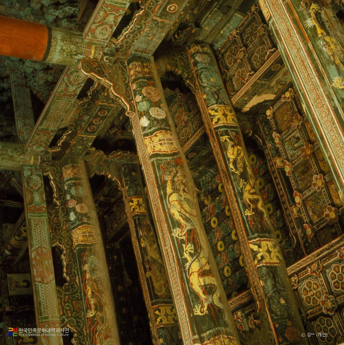 양산 통도사 대웅전 및 금강계단 중 대웅전 단청