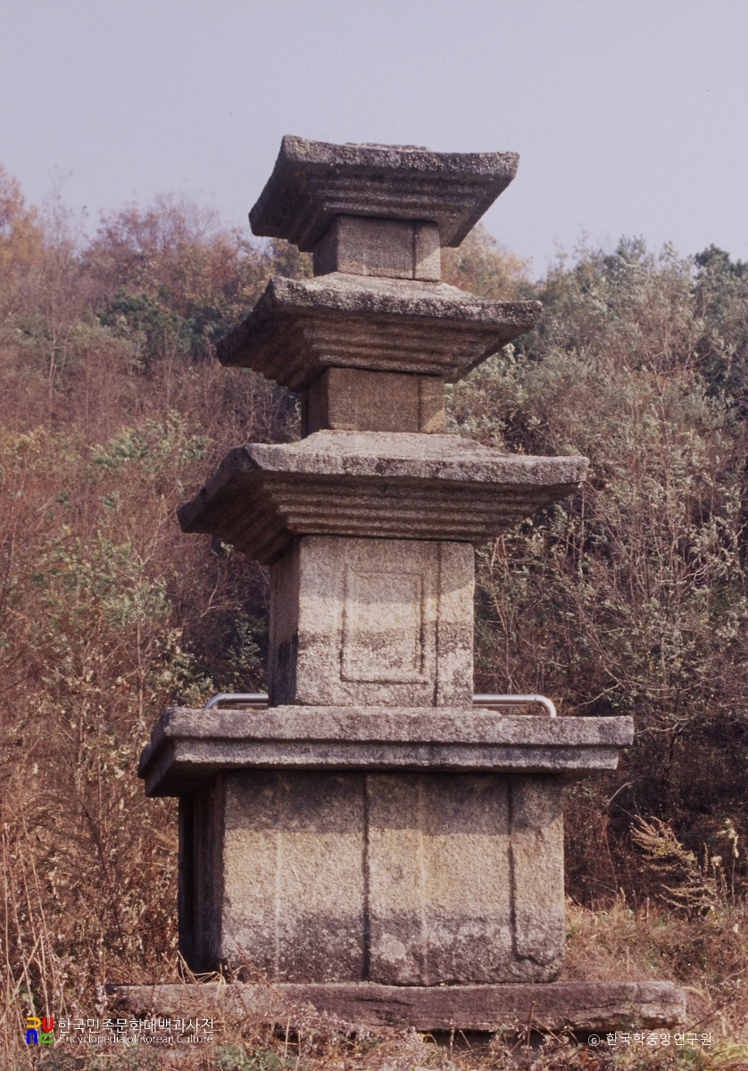 안동 죽전동 삼층석탑