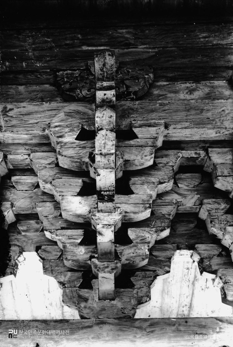 창덕궁 돈화문 상층 내부 공포