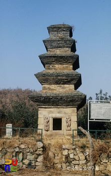 안동 조탑리 오층전탑 정면