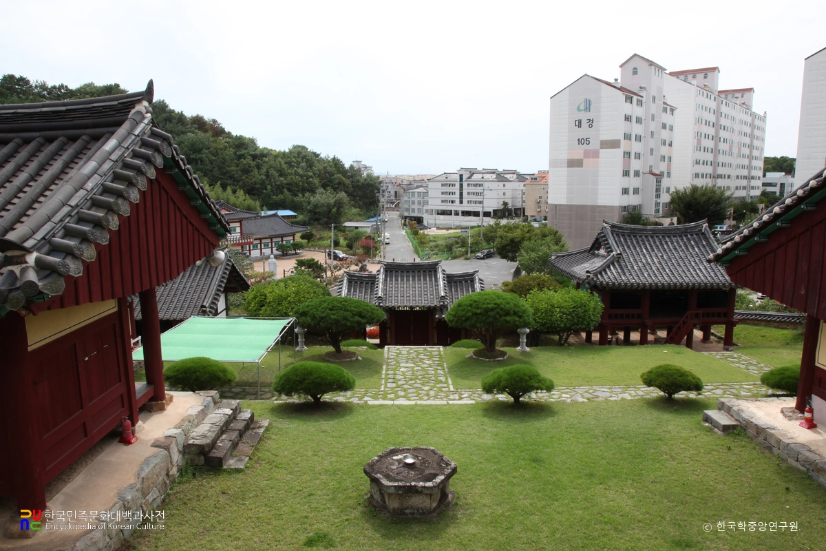 사천향교 전경