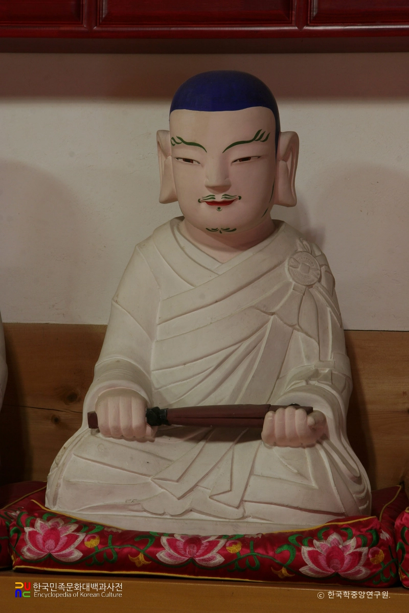 청도 덕사 영산전 석조여래삼존상 및 십육나한상