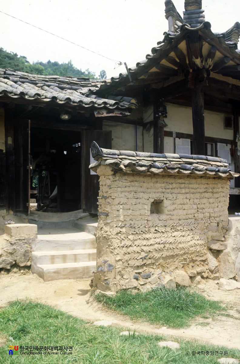 안동 풍산김씨 종택 대문