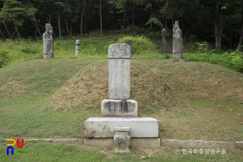 남양주 김상헌 선생 묘 정면