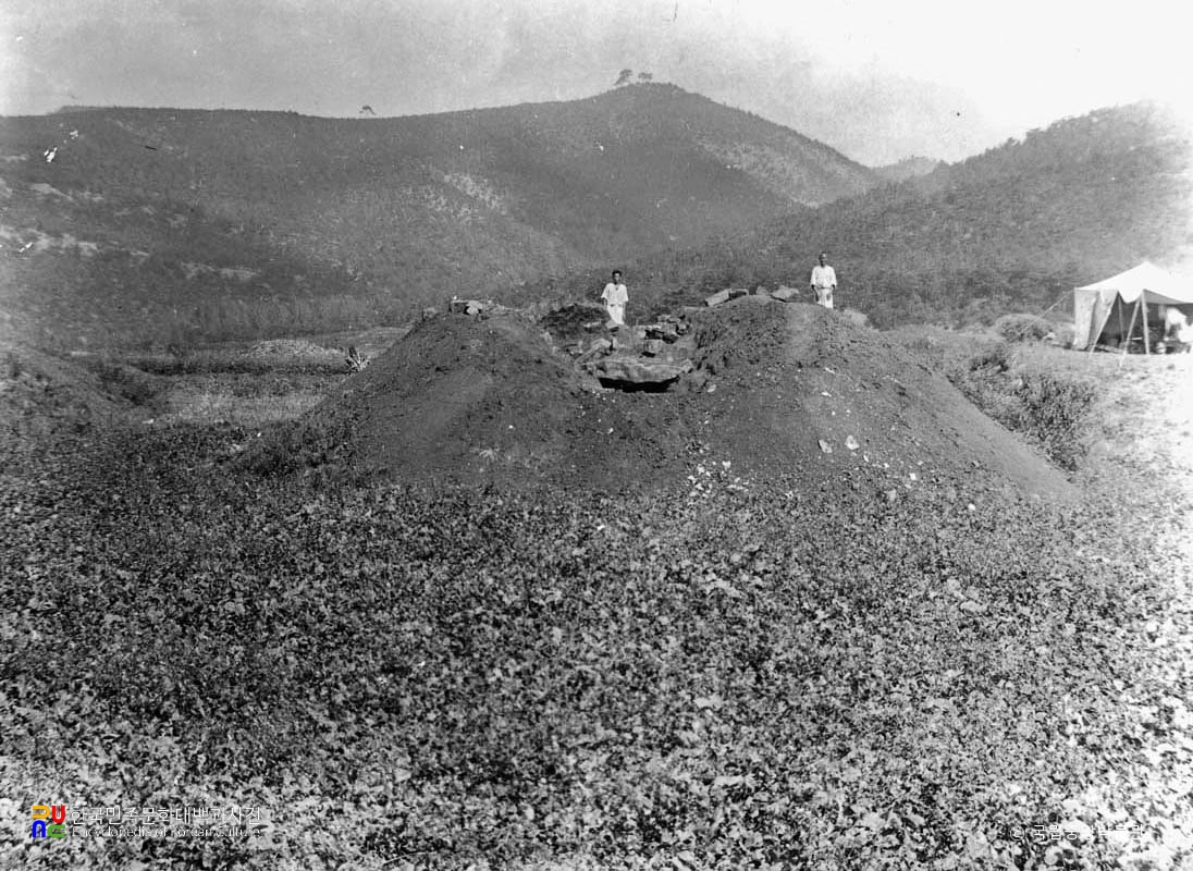 평안남도 대동군 고산리 7호분 발굴 완료 후 전경