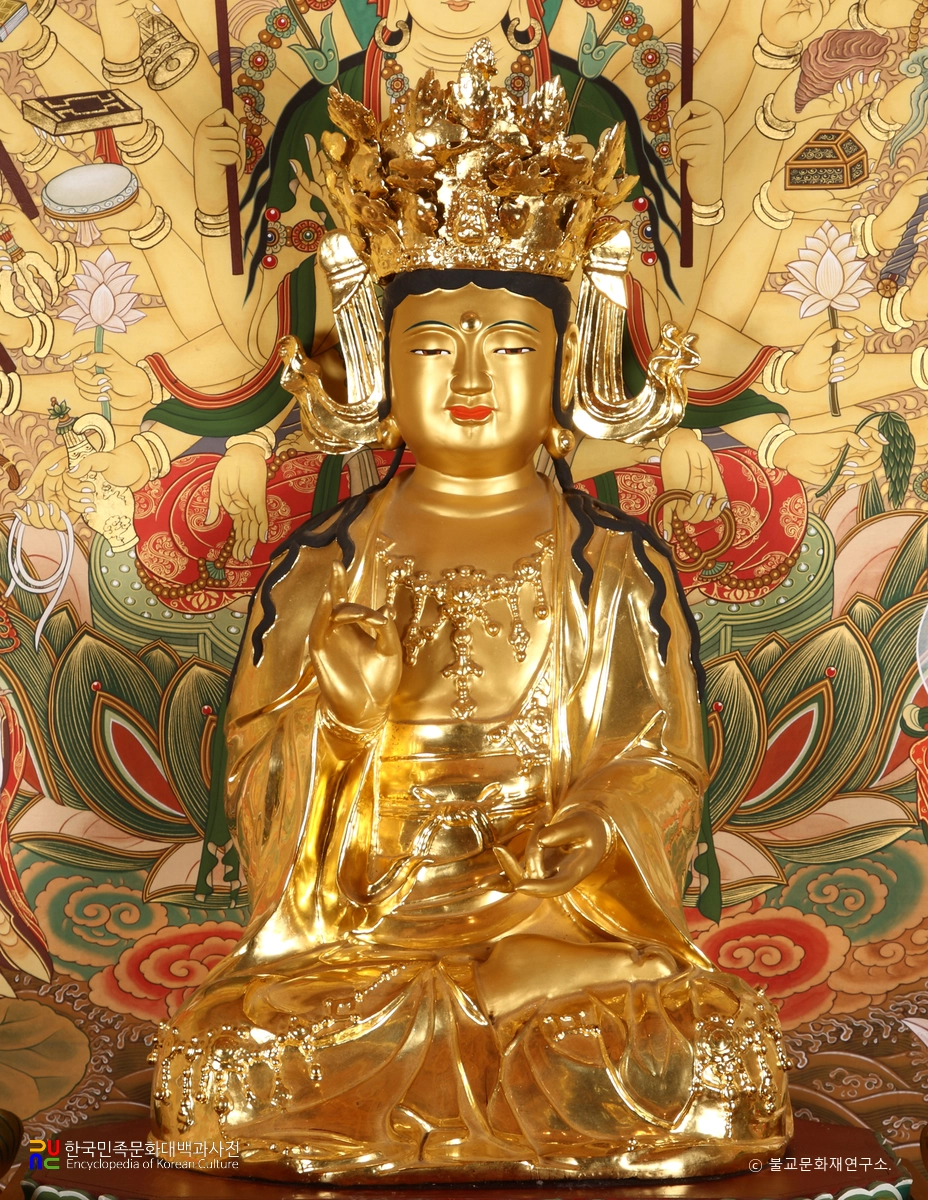 양평 용문사 금동 관음보살 좌상