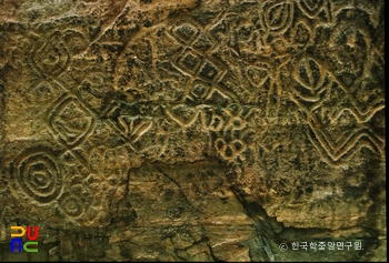 울주 천전리 각석 문양 세부