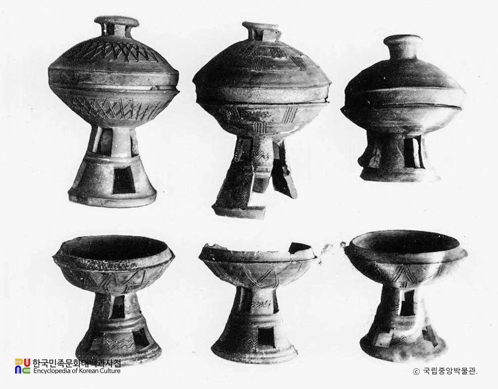 경북 경주 황남동 제82호분 동총 서총 부곽 고배