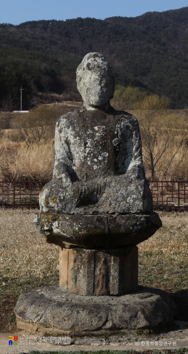 대동사지 석조 여래 좌상