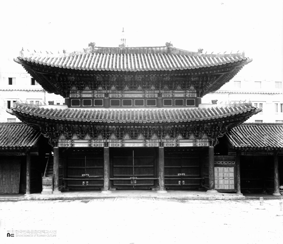 서울 경복궁 근정문 및 행각 중 후면