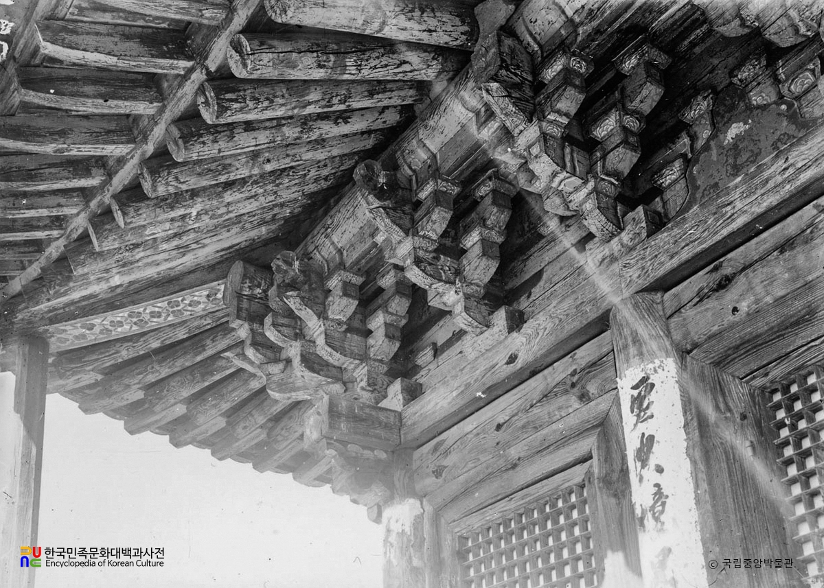 대구 동화사 극락전 공포