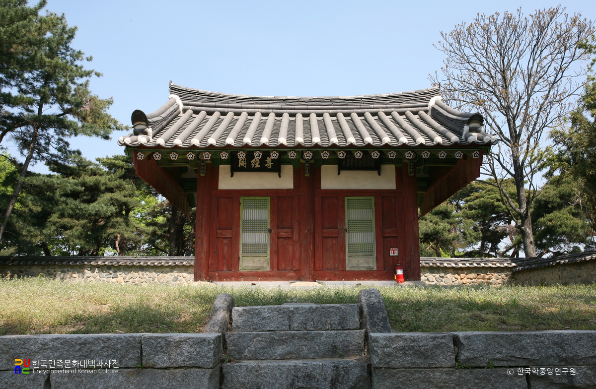 경주향교 중 존경각 정면