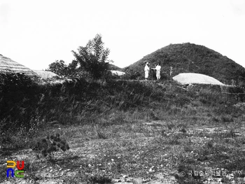 경주 대릉원 일원 중 서봉총 2호분 발굴 전 모습