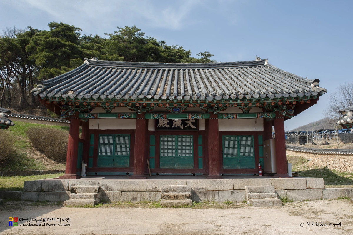 안성 죽산향교 대성전 정면