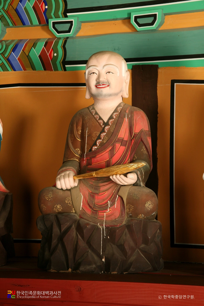 부안 개암사 응진전 16나한상