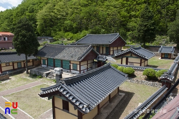 정선향교 전경
