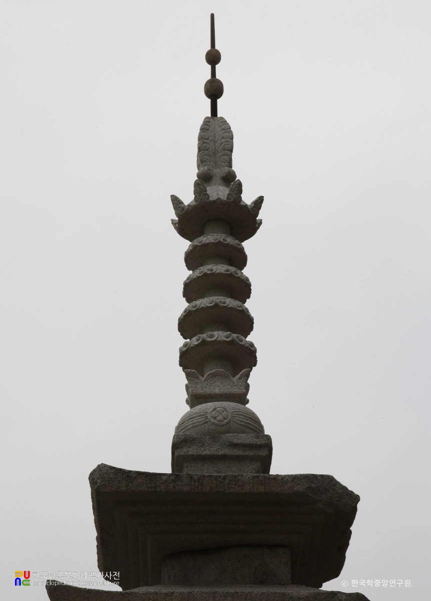 함안 주리사지 사자석탑 상륜부