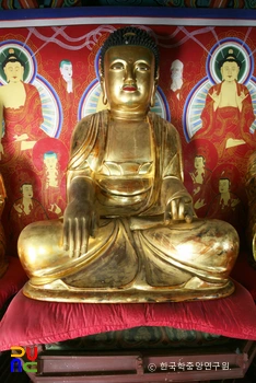 강진 정수사 석가여래삼불슬롯머신 / 본존