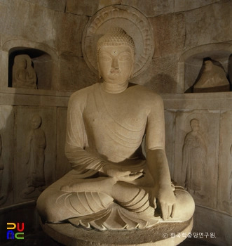 경주 석굴암 석굴 본존불