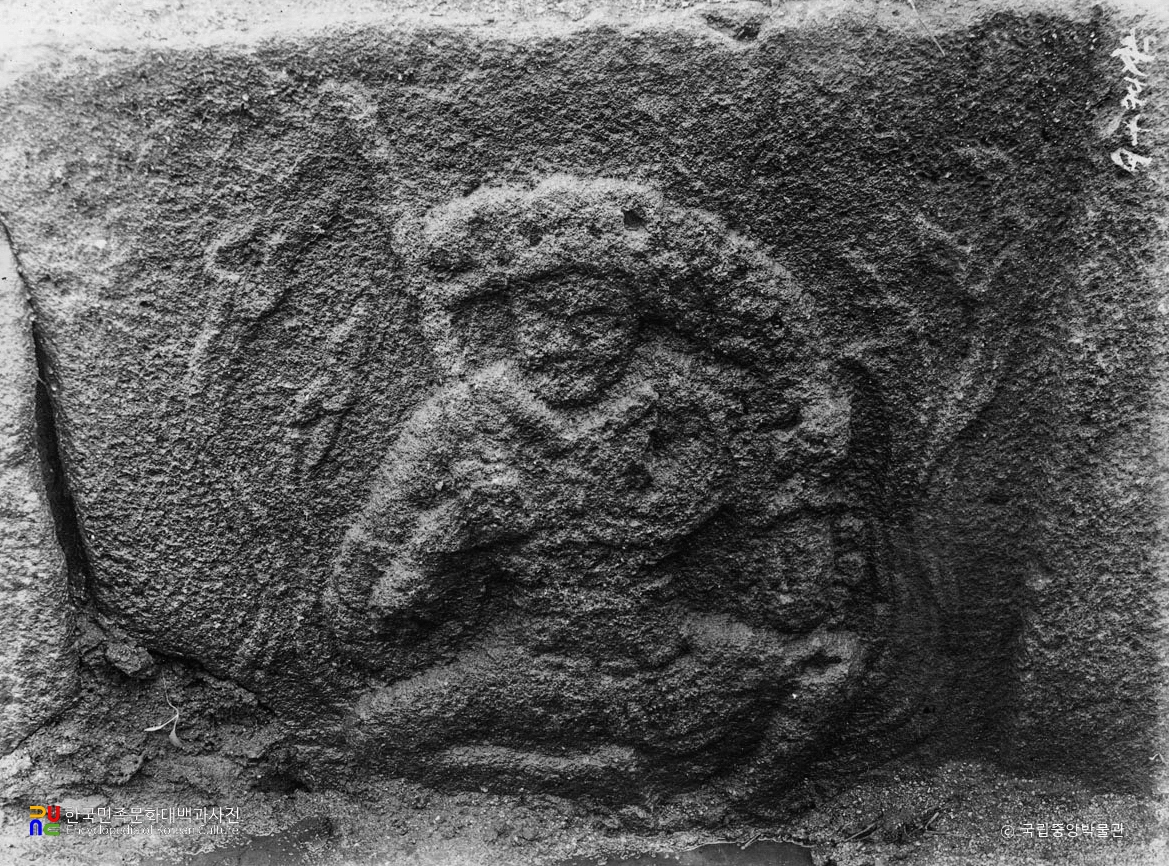 안동 법흥사지 칠층전탑 기단부 팔부중상