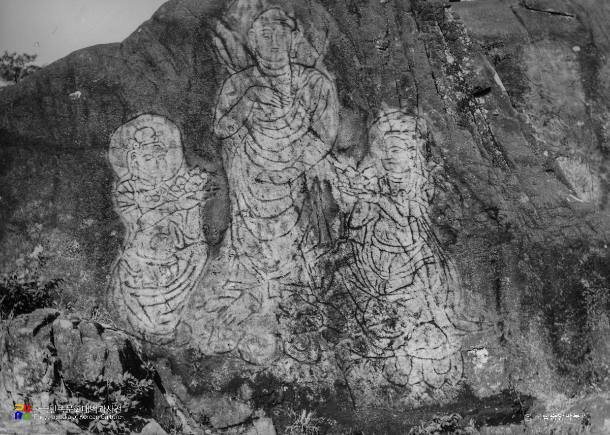 경주 남산 삼릉계 선각육존불상