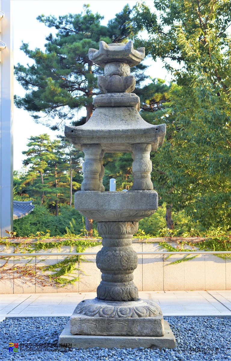 개성 현화사지 석등