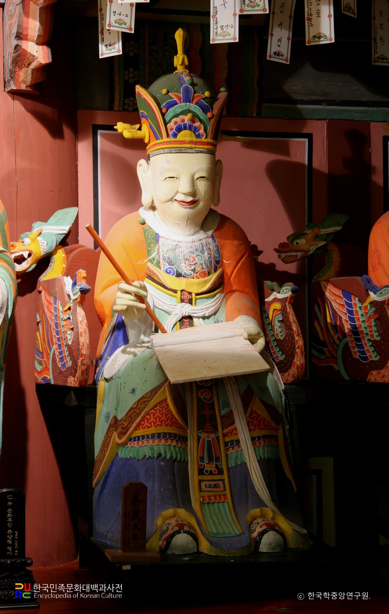 남해 용문사 목조지장시왕상