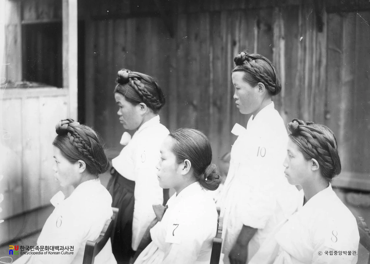 황해도 연백군 여인들의 머리 모양