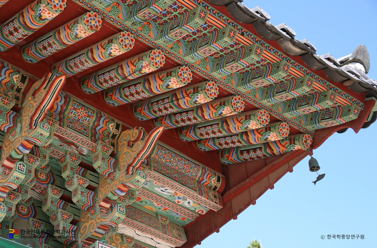 부산 범어사 대웅전 공포