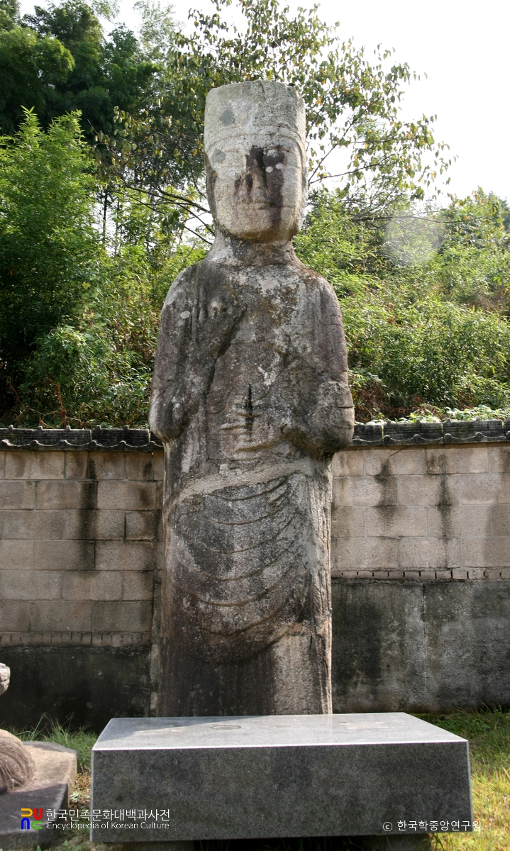 정혜사 석조 보살 입상