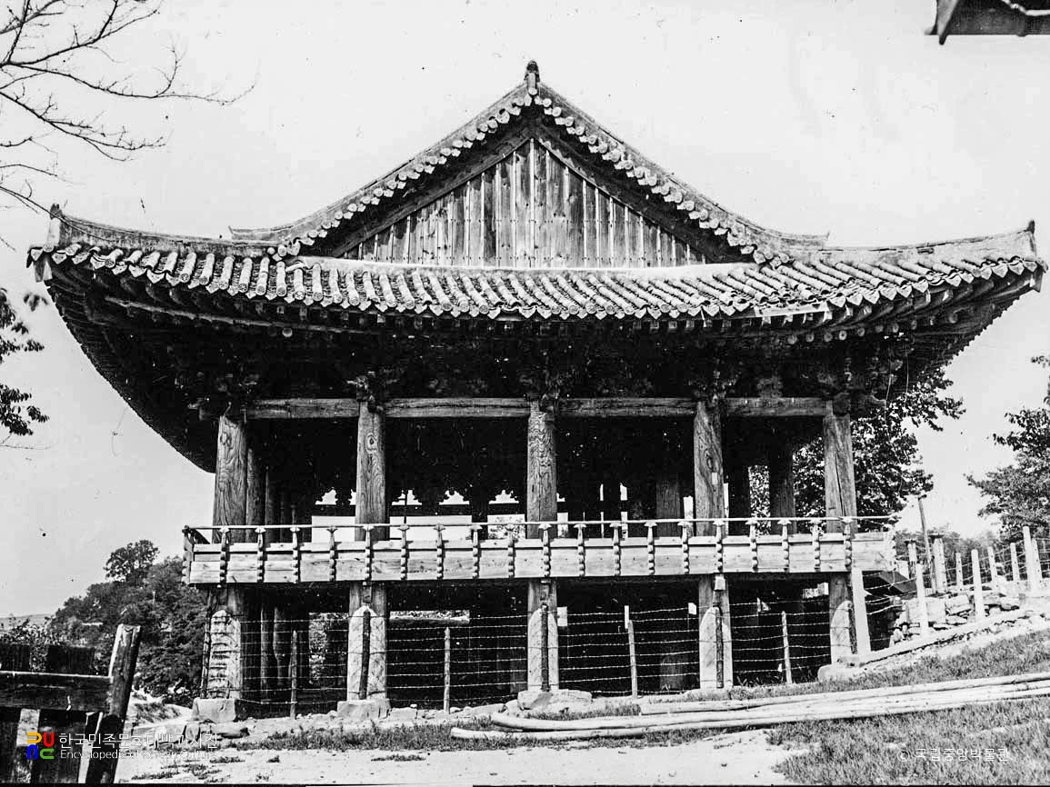 진주 촉석루 측면