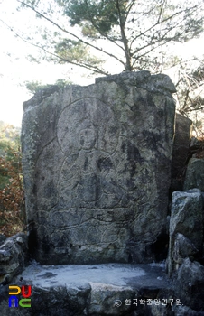 김해 구산동 마애불 정면