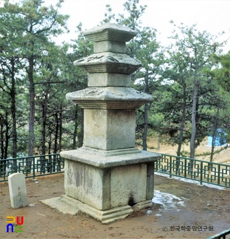 여주 하리 삼층석탑