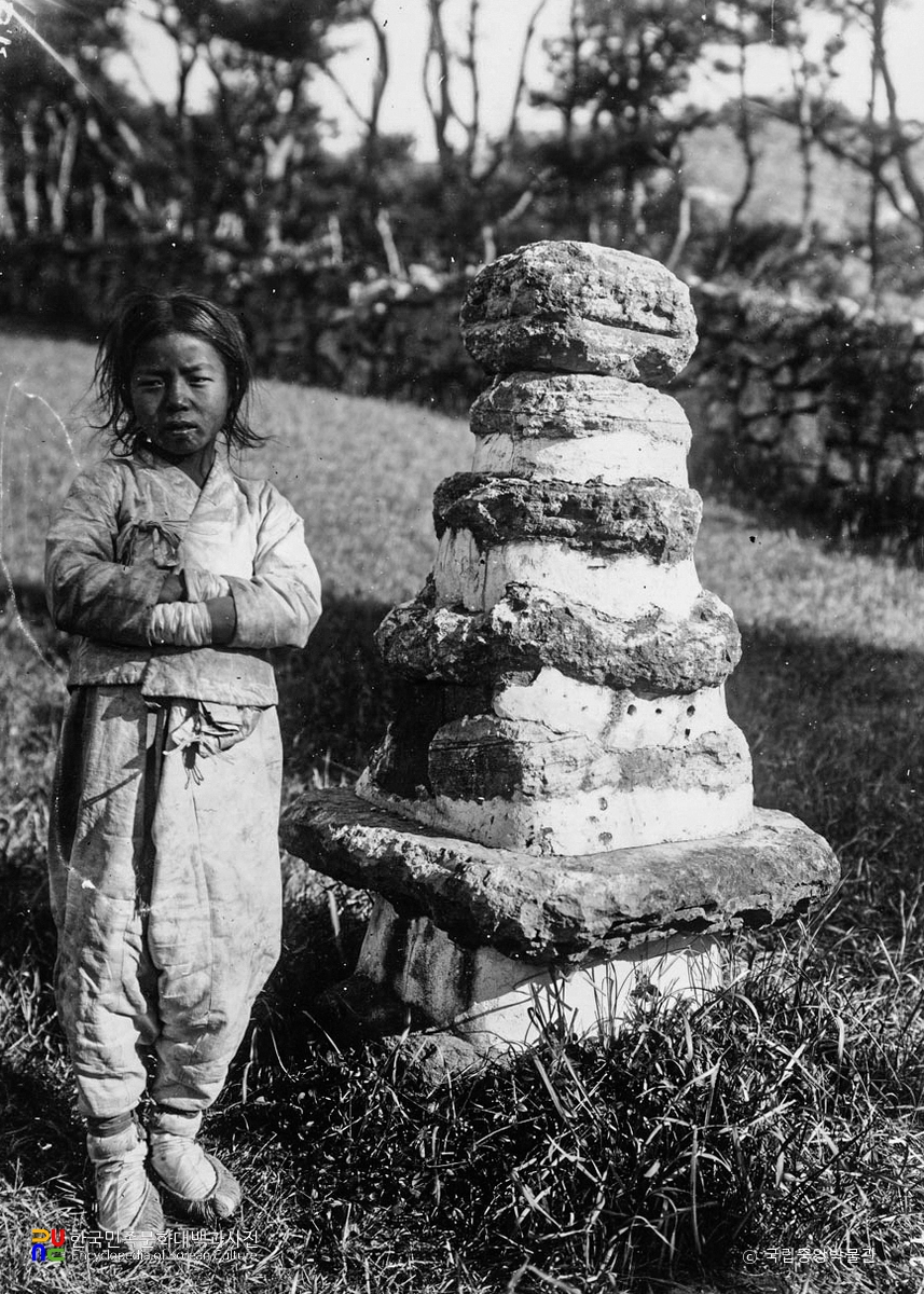 김해 가야 수로왕비릉 파사석탑