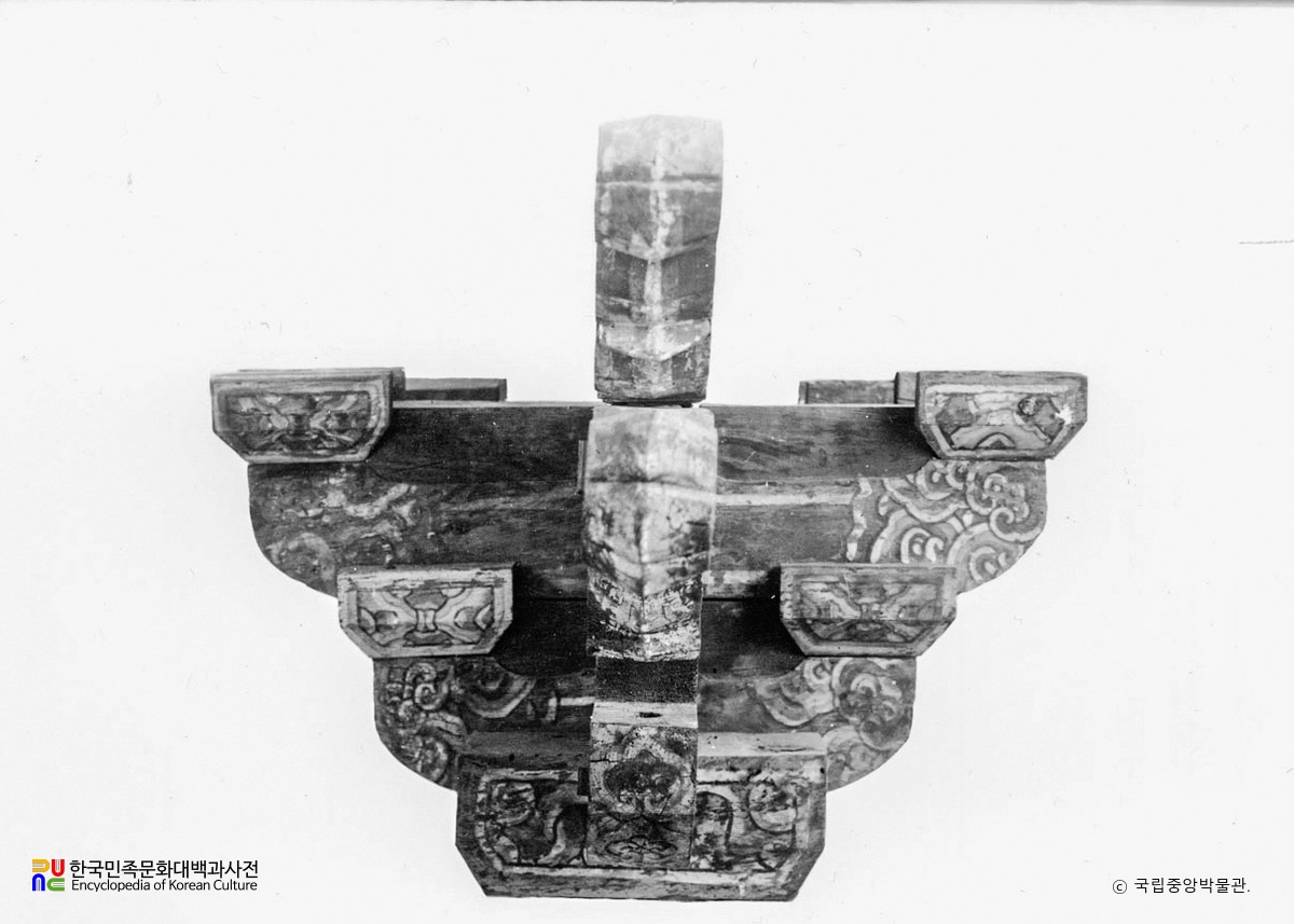 황주 성불사 응진전 두공 내면 부재