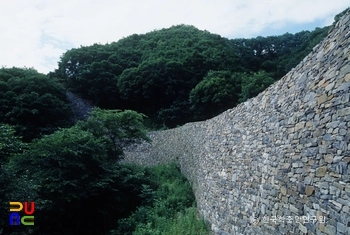 충주산성